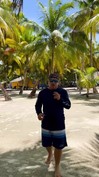 Captura del vídeo de Destiny sobre Saona en catamarán y Saona VIP